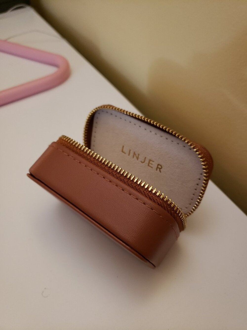 Linjer Mini Travel Jewelry Case - Cognac - Picture 3 of 5